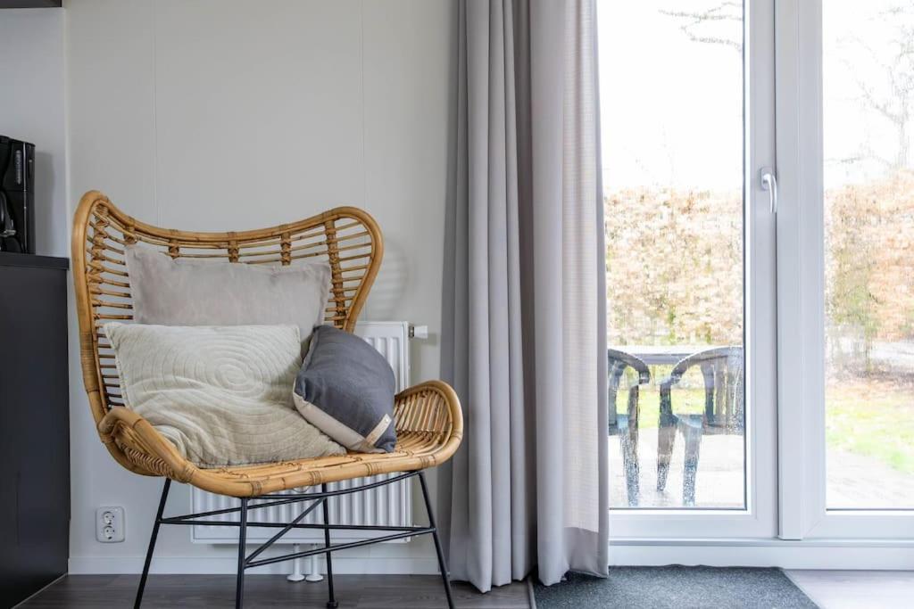 Gezellig Modern Chalet Midden Op De Veluwe إبّ المظهر الخارجي الصورة